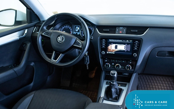 Skoda Octavia cena 46900 przebieg: 190100, rok produkcji 2020 z Żywiec małe 232